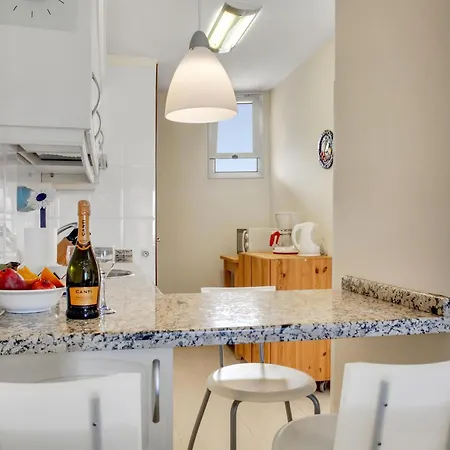 Apartamento Tranquilo Con Terraza, Piscina Y Fibra Optica - Es-347-18